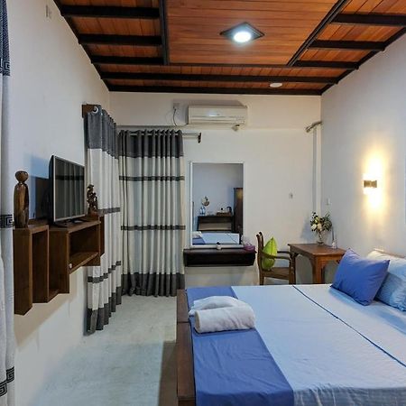 Jennifer'S Villa Негомбо Экстерьер фото