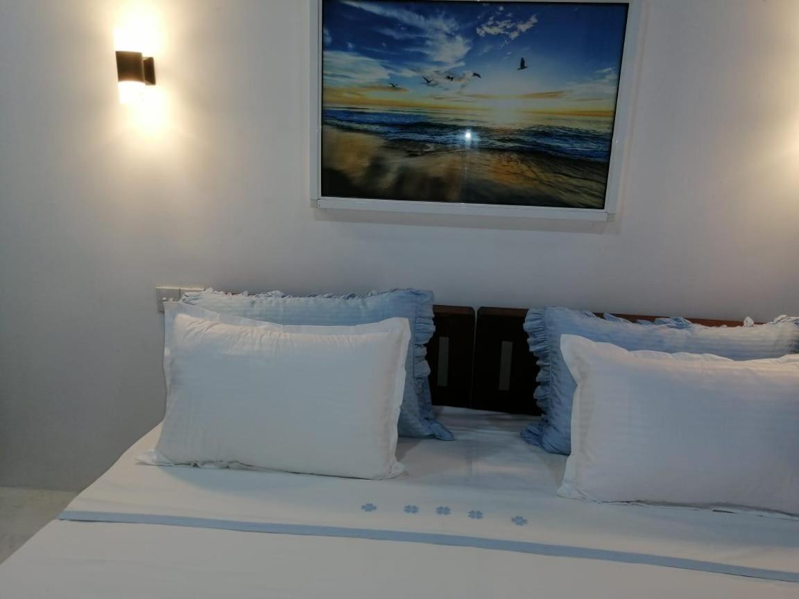 Jennifer'S Villa Негомбо Экстерьер фото